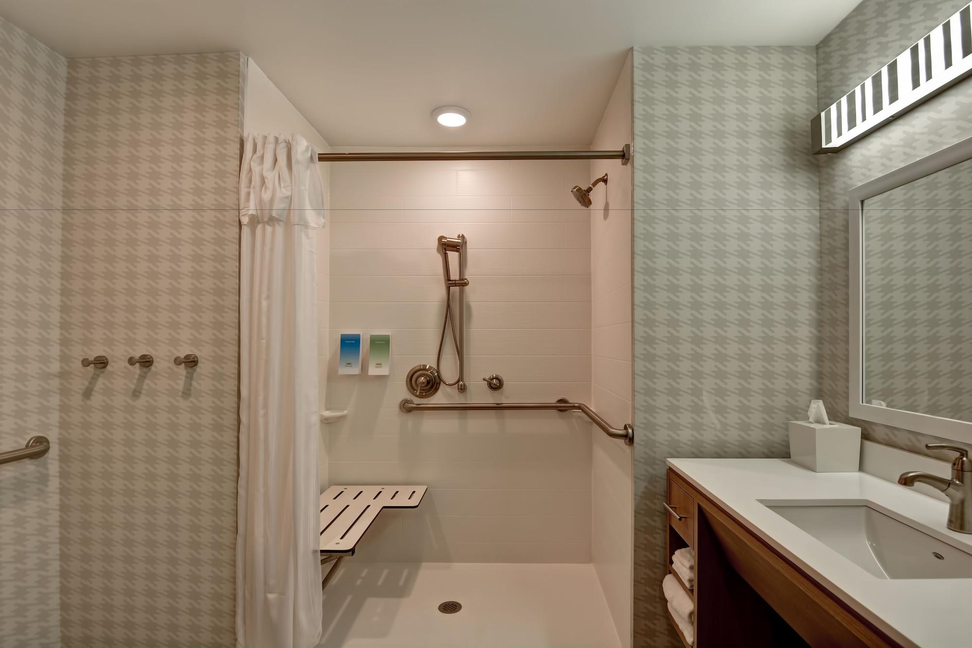 Home2 Suites By Hilton Daytona Beach Speedway Bagian luar foto