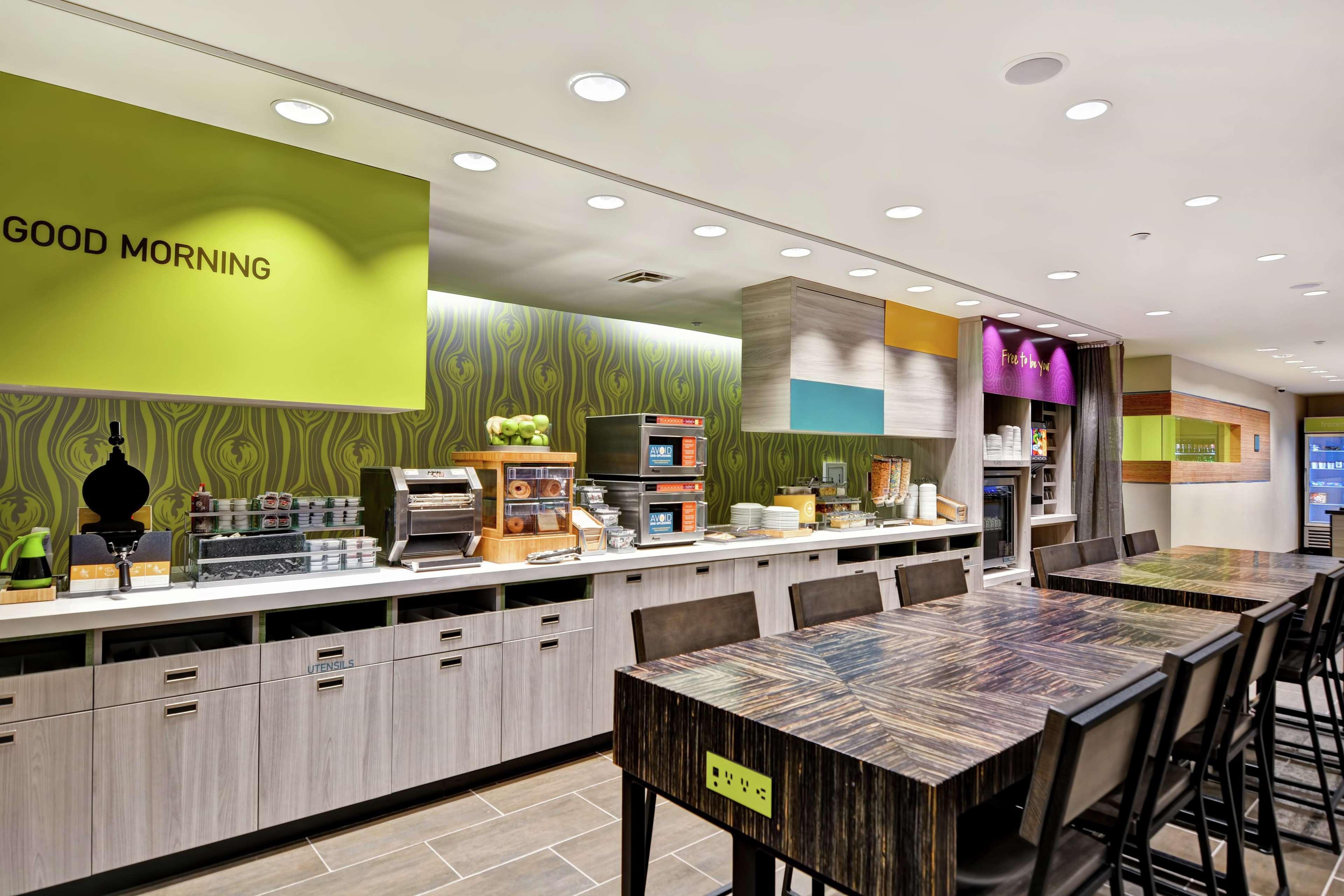 Home2 Suites By Hilton Daytona Beach Speedway Bagian luar foto