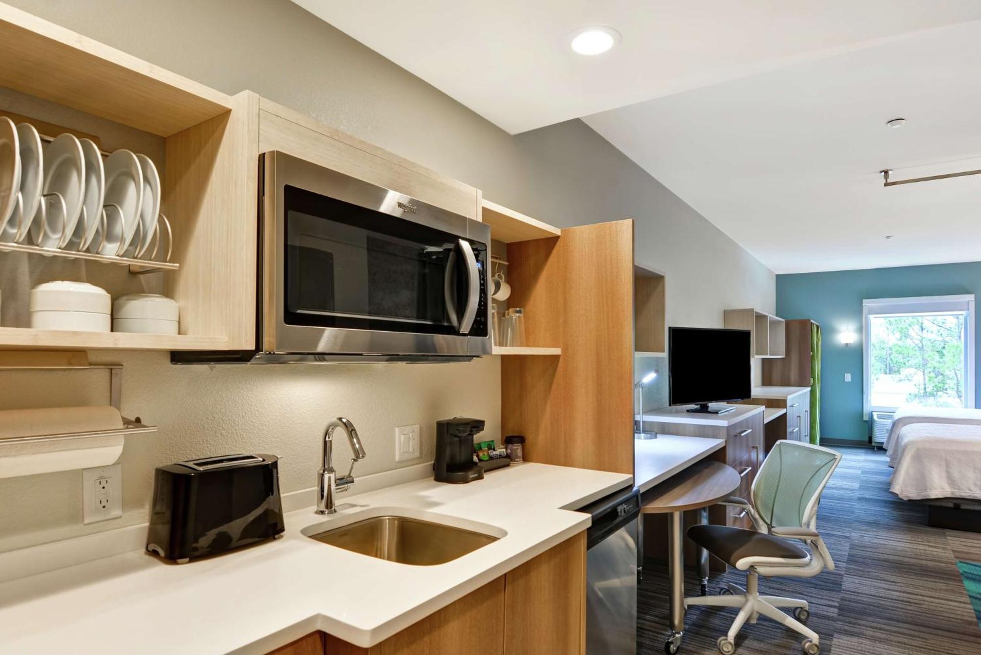 Home2 Suites By Hilton Daytona Beach Speedway Bagian luar foto