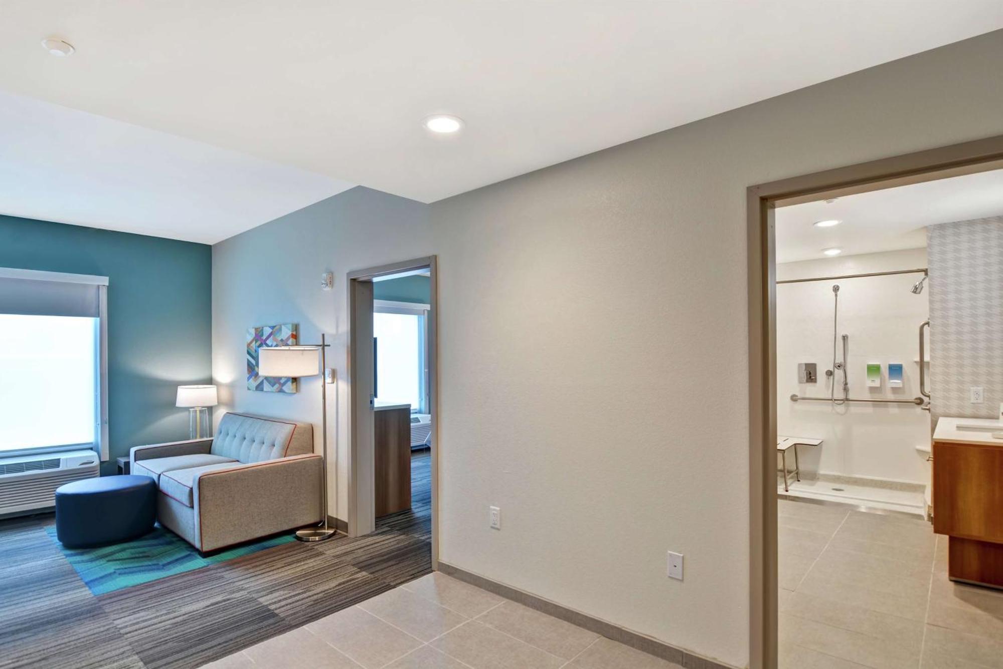 Home2 Suites By Hilton Daytona Beach Speedway Bagian luar foto