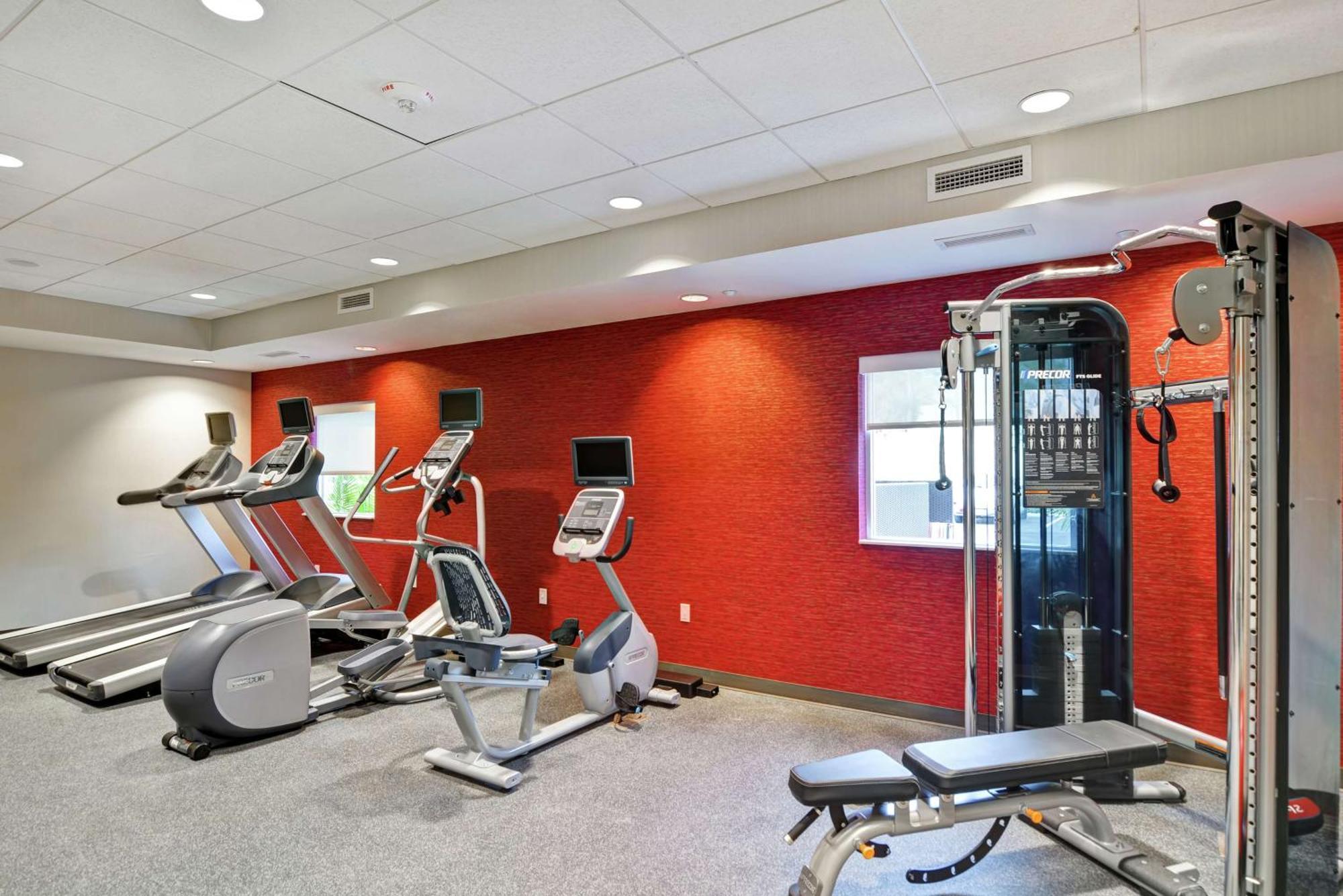 Home2 Suites By Hilton Daytona Beach Speedway Bagian luar foto
