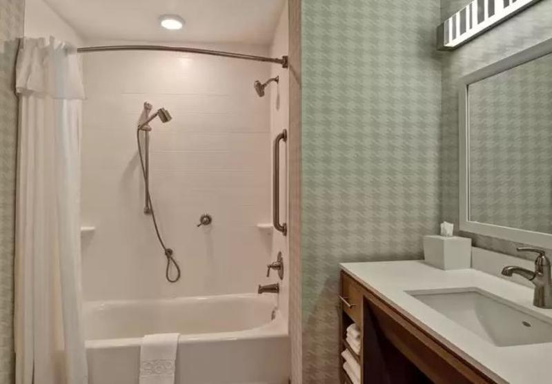 Home2 Suites By Hilton Daytona Beach Speedway Bagian luar foto